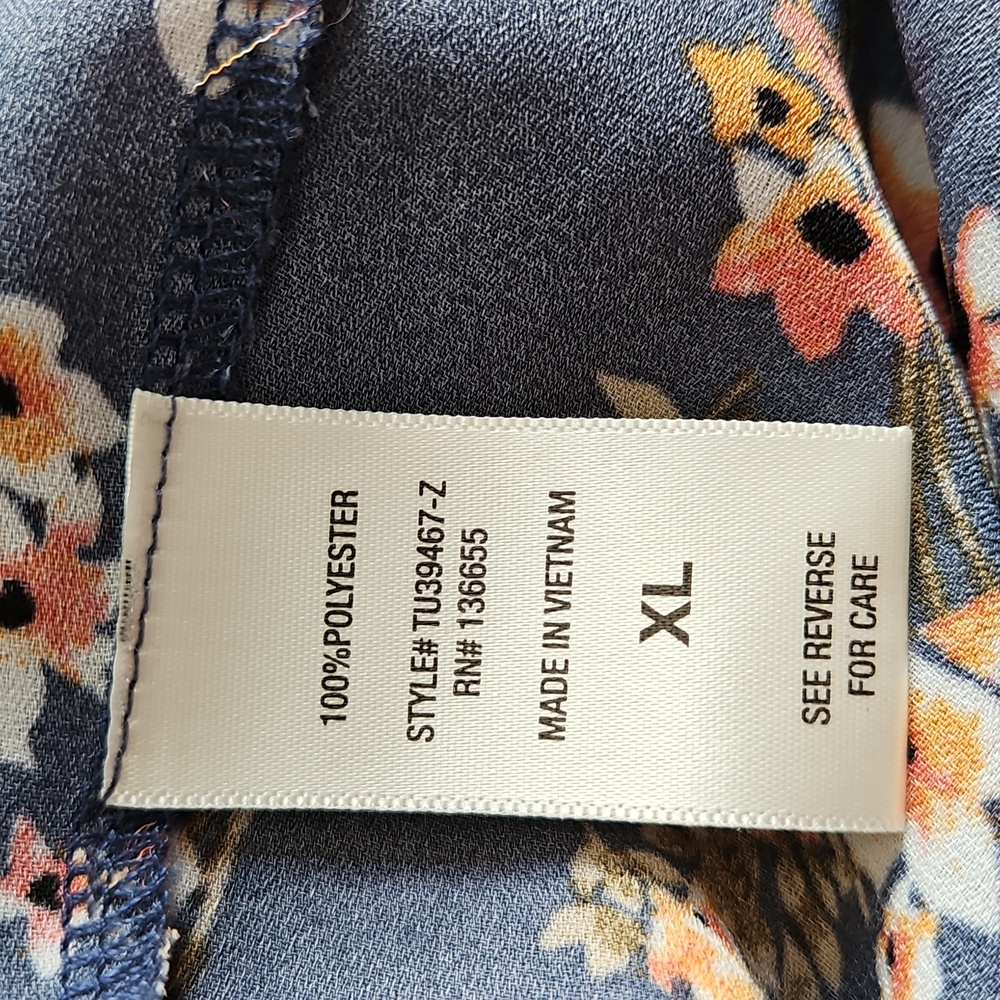 West Kei Front Tie Blouse - Picture 5 of 5